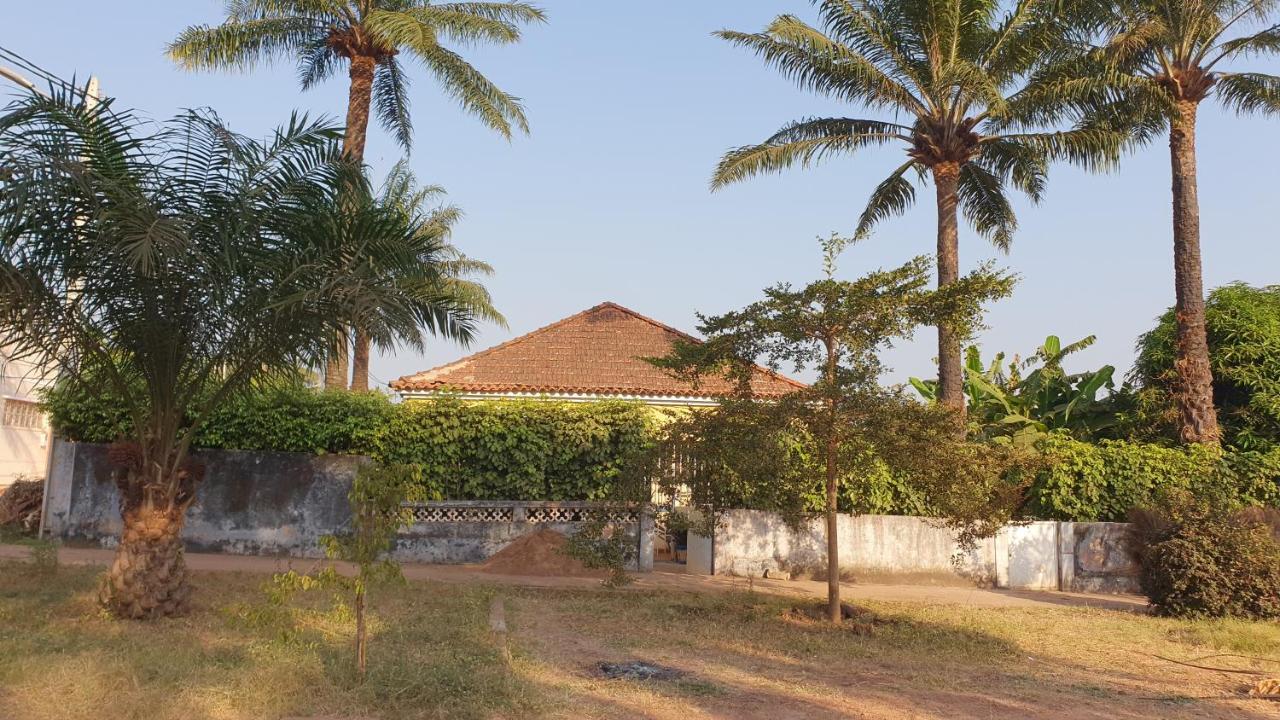 Casa Cacheu II Lägenhet Bissau Exteriör bild